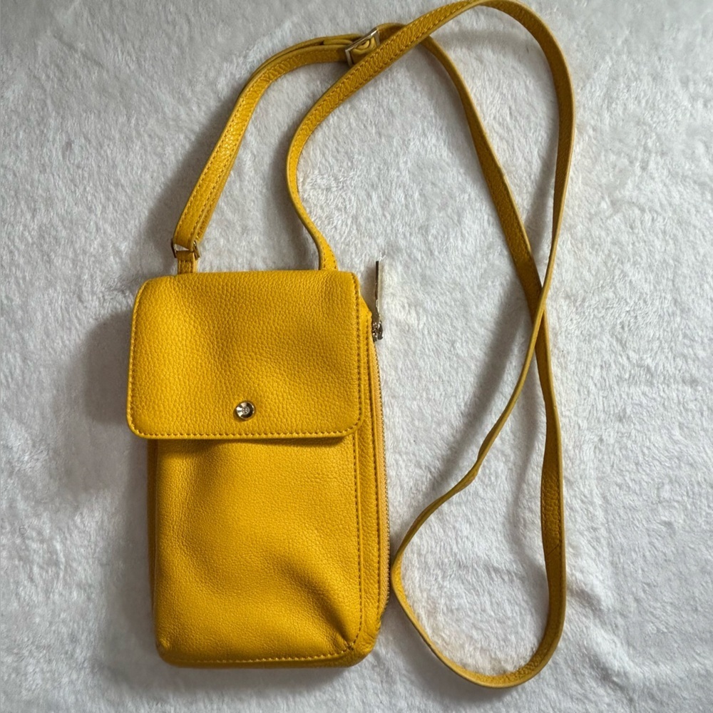 G.I.L.I. Sunny Yellow Pebbled Leather Crossbody Bag Adjustable Strap